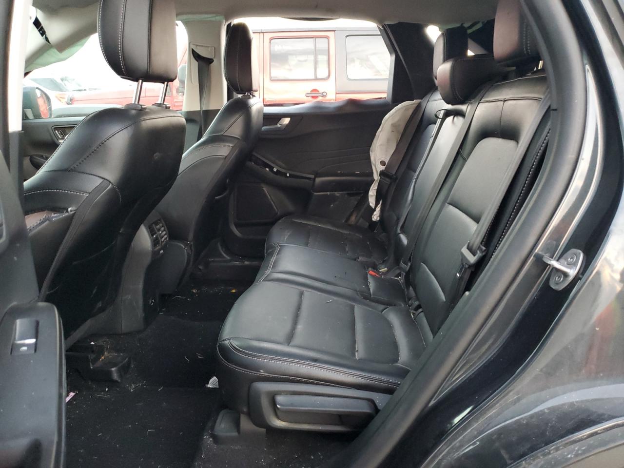 2022 Ford Escape - Image 10
