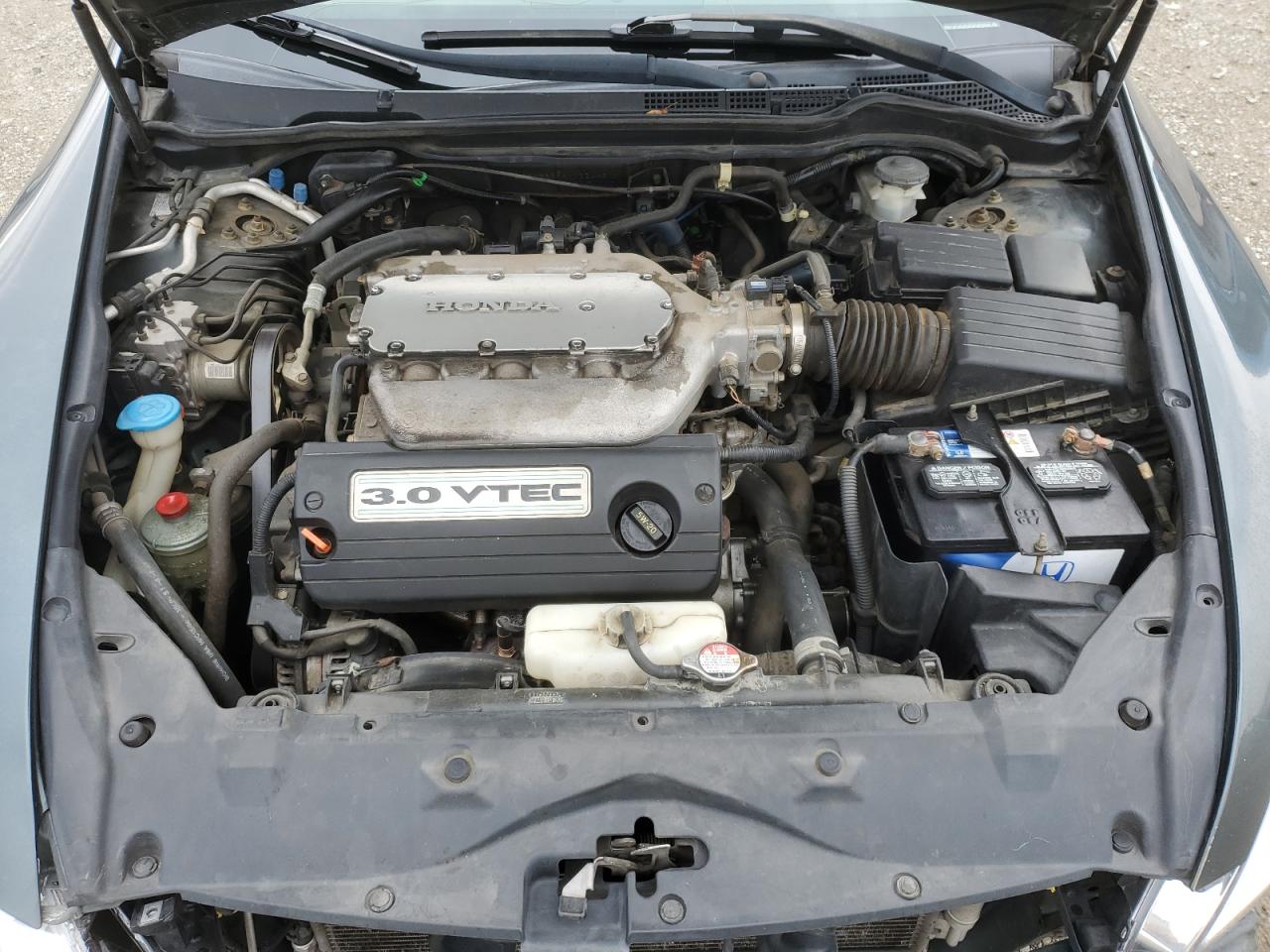 2004 Honda Accord - Image 11