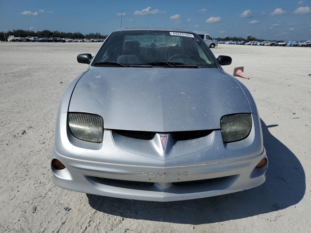 2002 Pontiac Sunfire - Image 5
