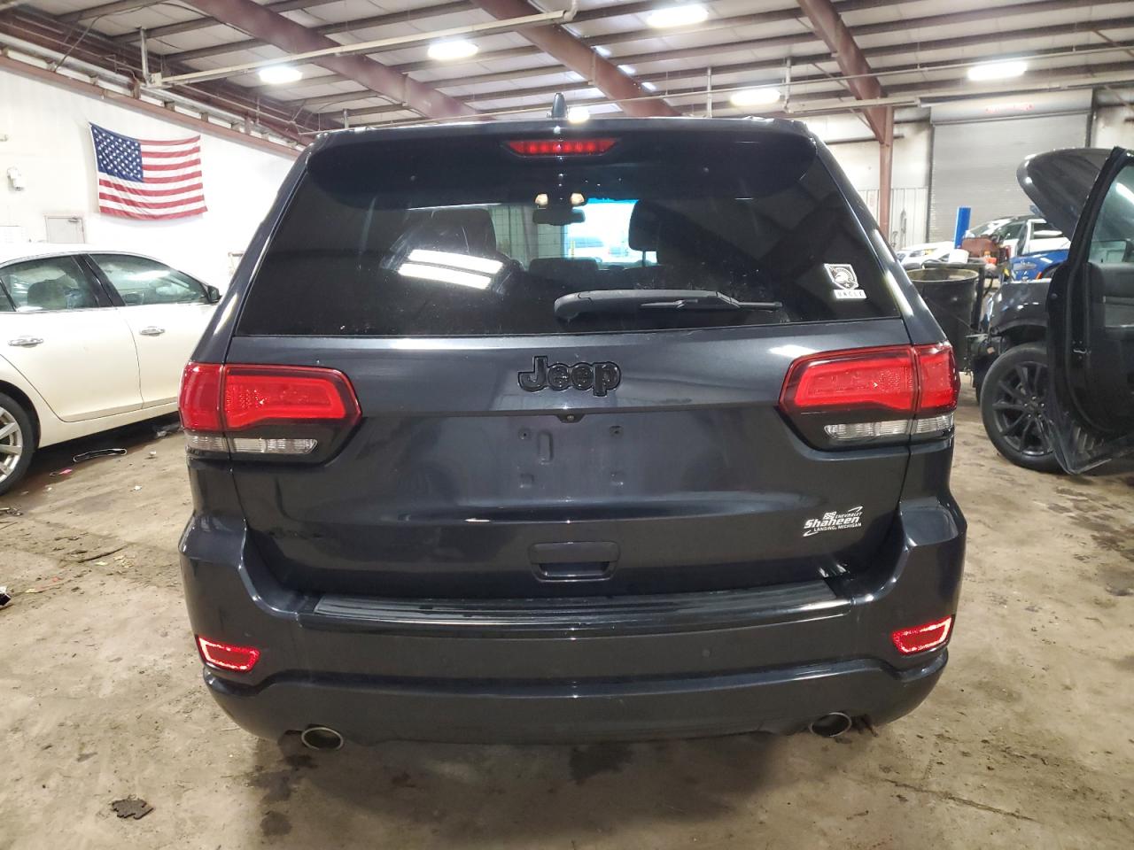 2015 Jeep Grand Cherokee - Image 6