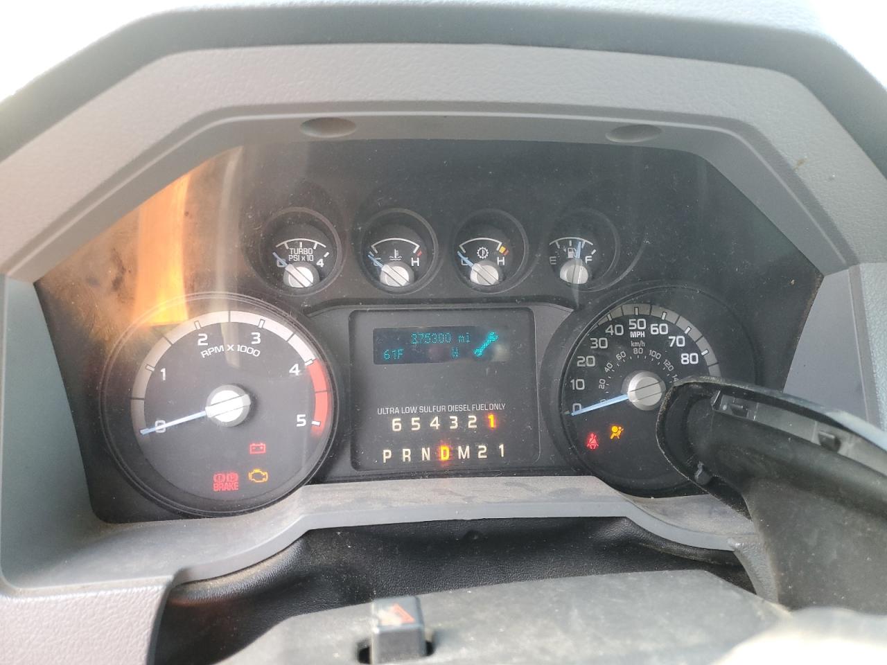 2016 Ford F450 - Image 9
