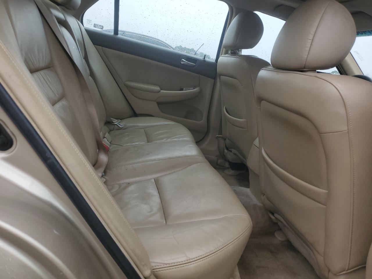 2006 Honda Accord - Image 10
