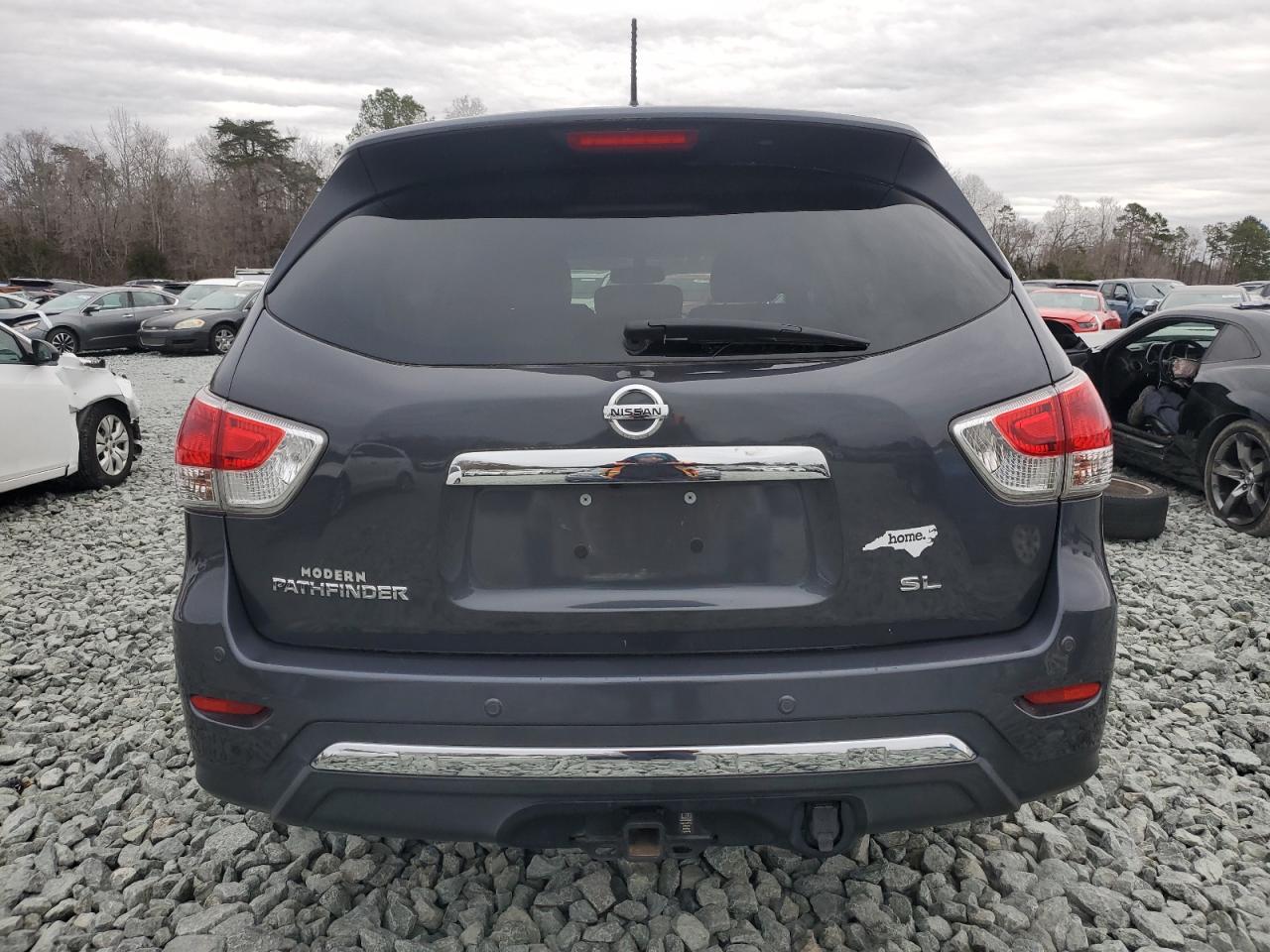 2014 Nissan Pathfinder - Image 6