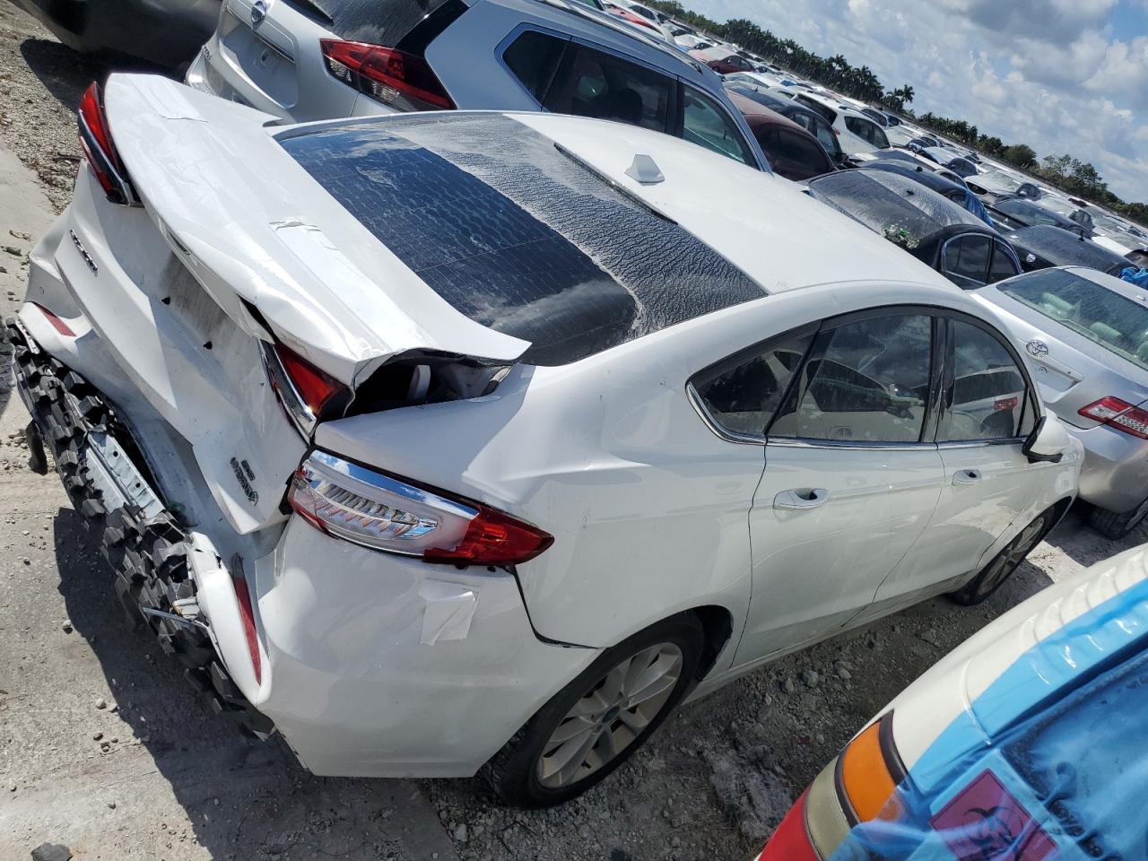 2019 Ford Fusion - Image 3