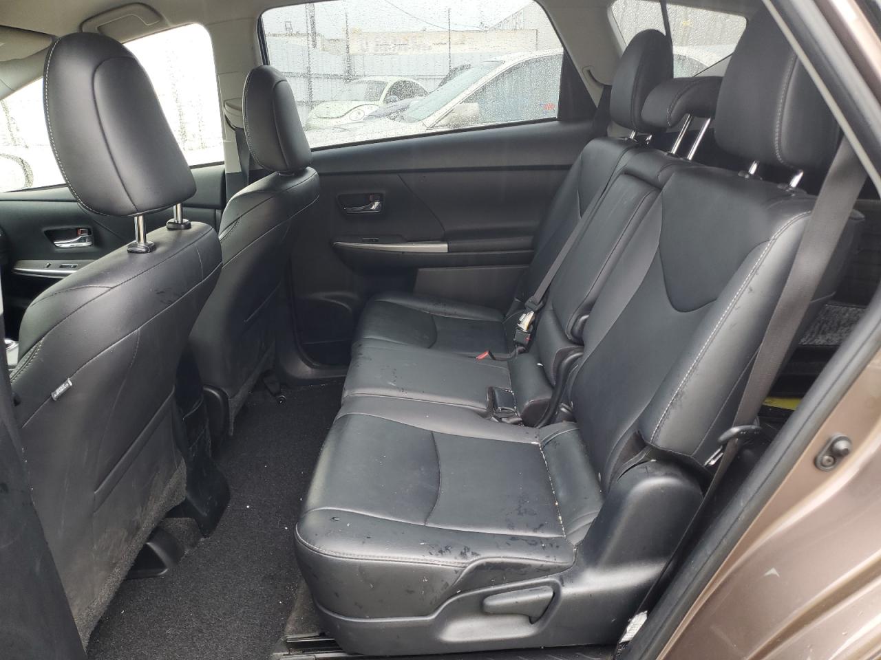 2017 Toyota Prius - Image 10