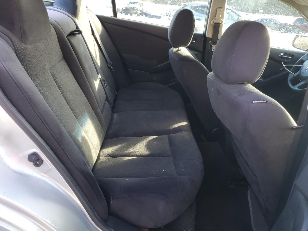 2011 Nissan Altima - Image 10
