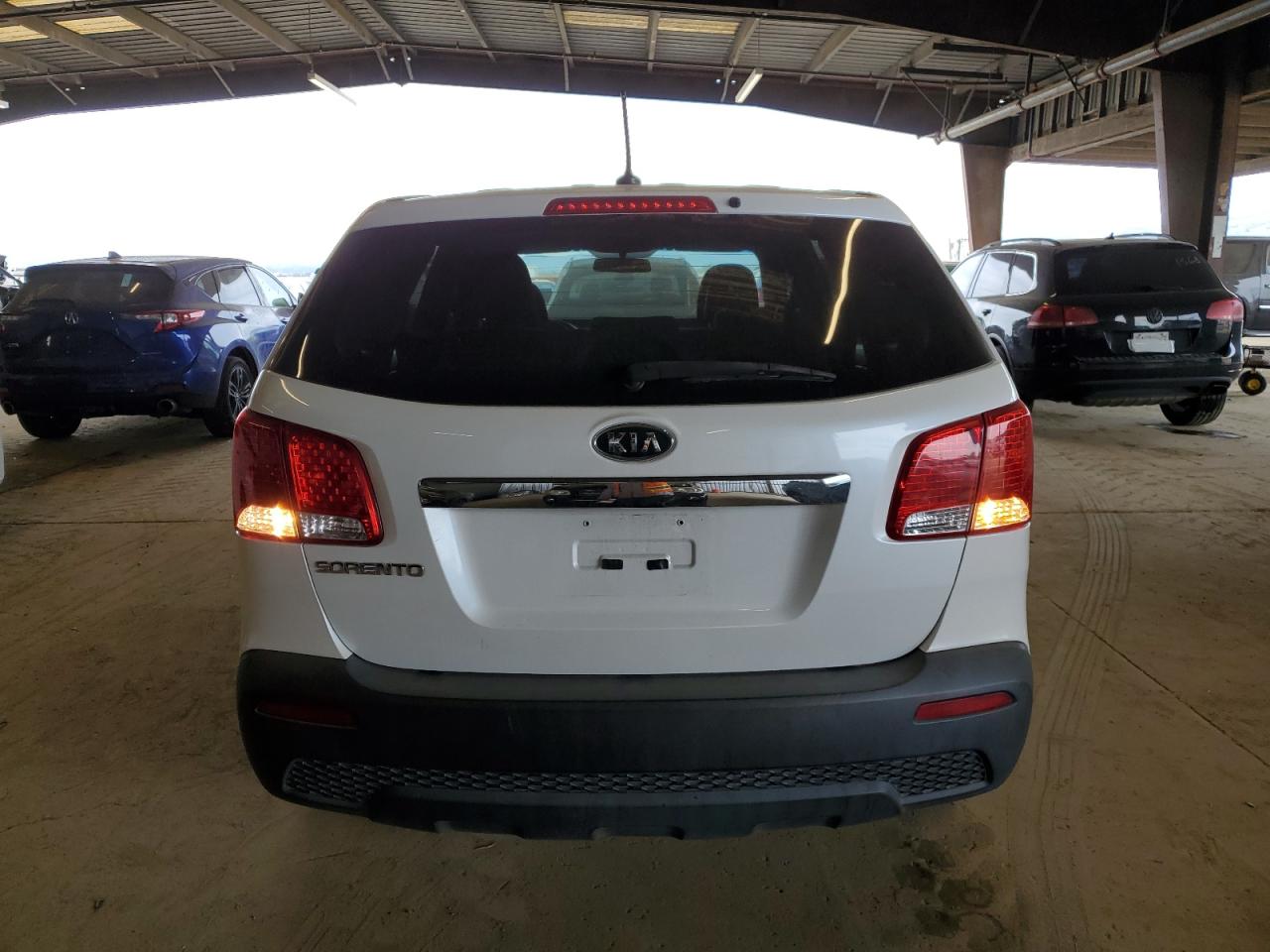 2011 Kia Sorento - Image 6