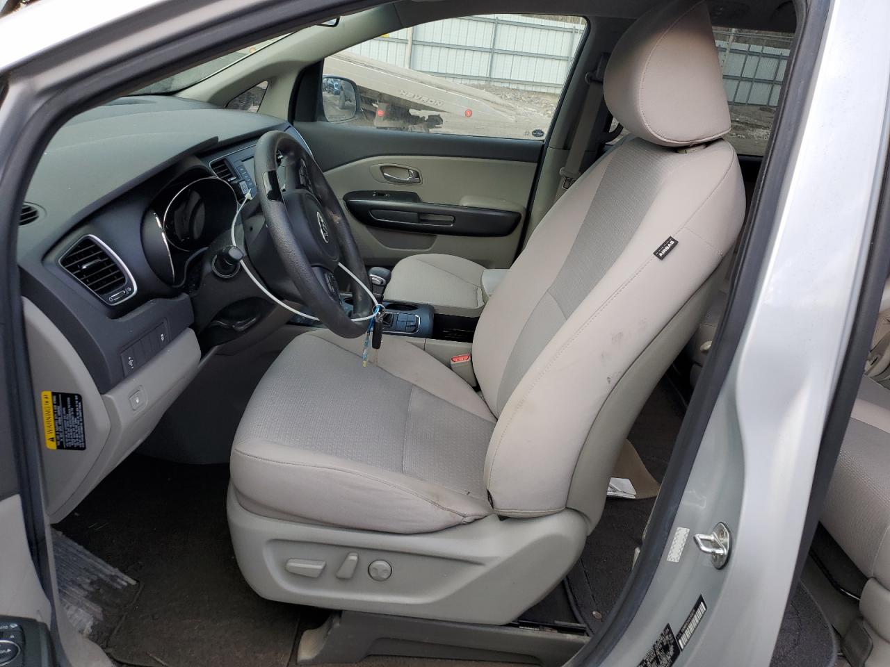 2018 Kia Sedona - Image 7