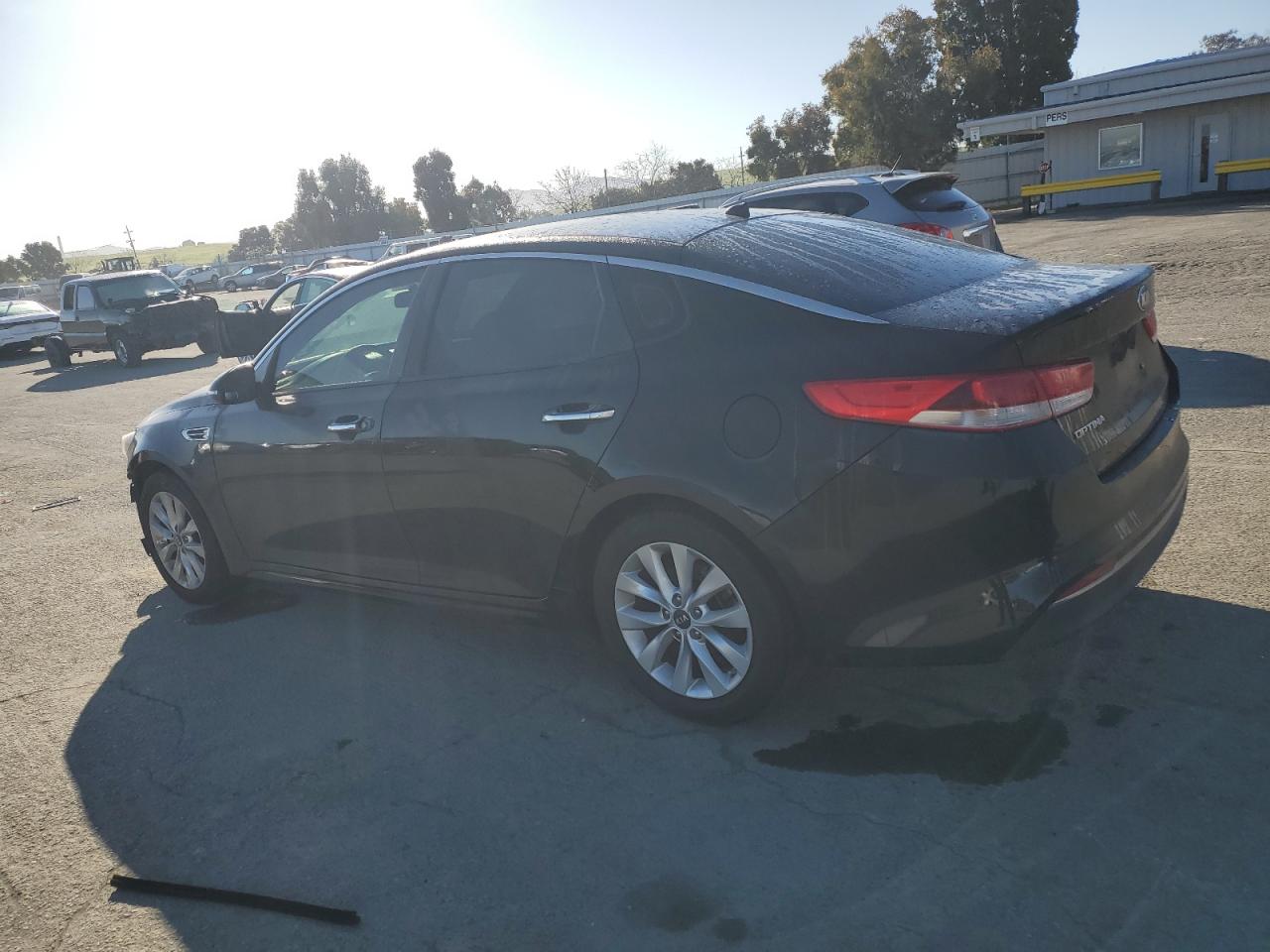 2017 Kia Optima - Image 2