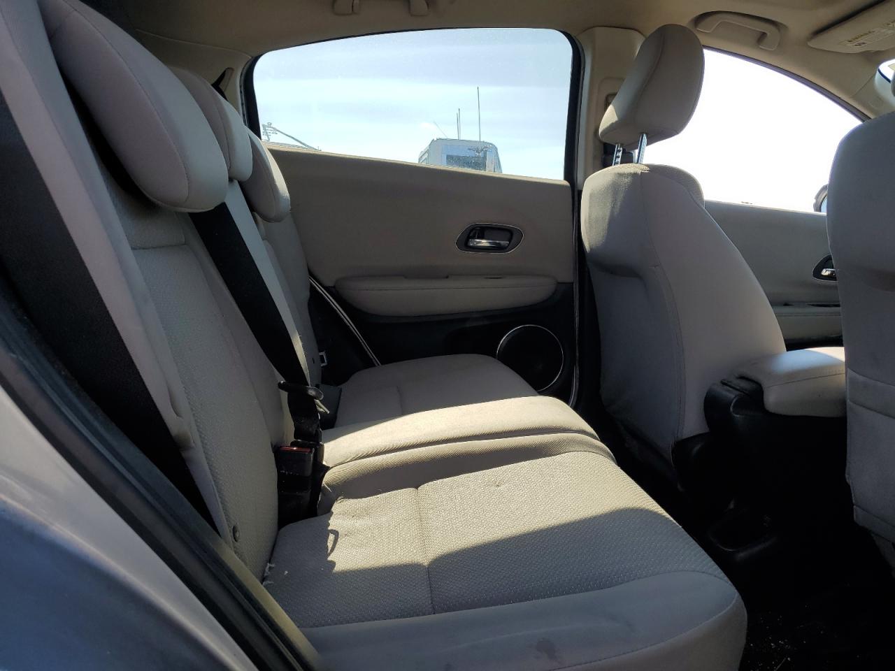 2017 Honda HR-V - Image 11