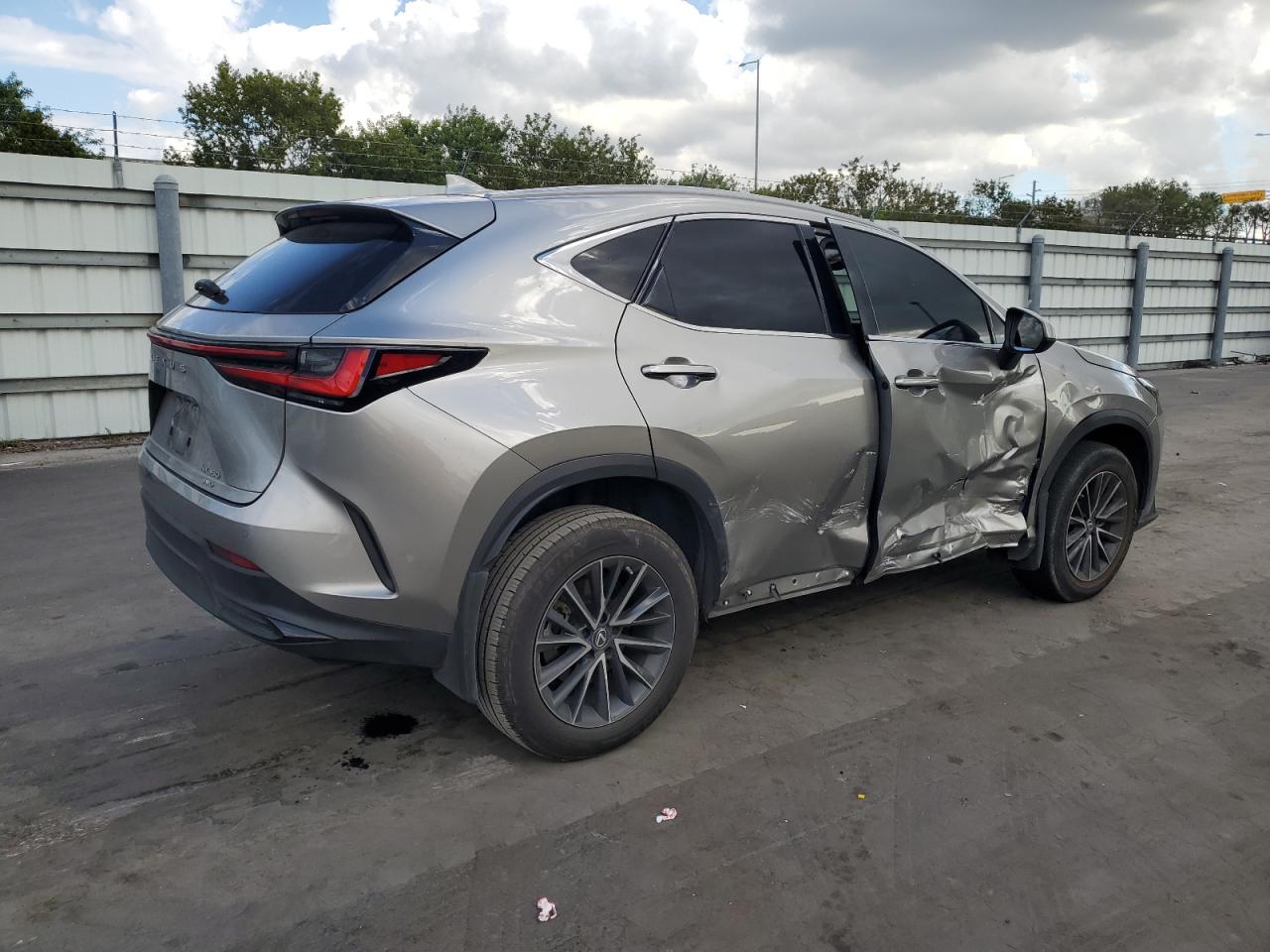 2022 Lexus NX - Image 3
