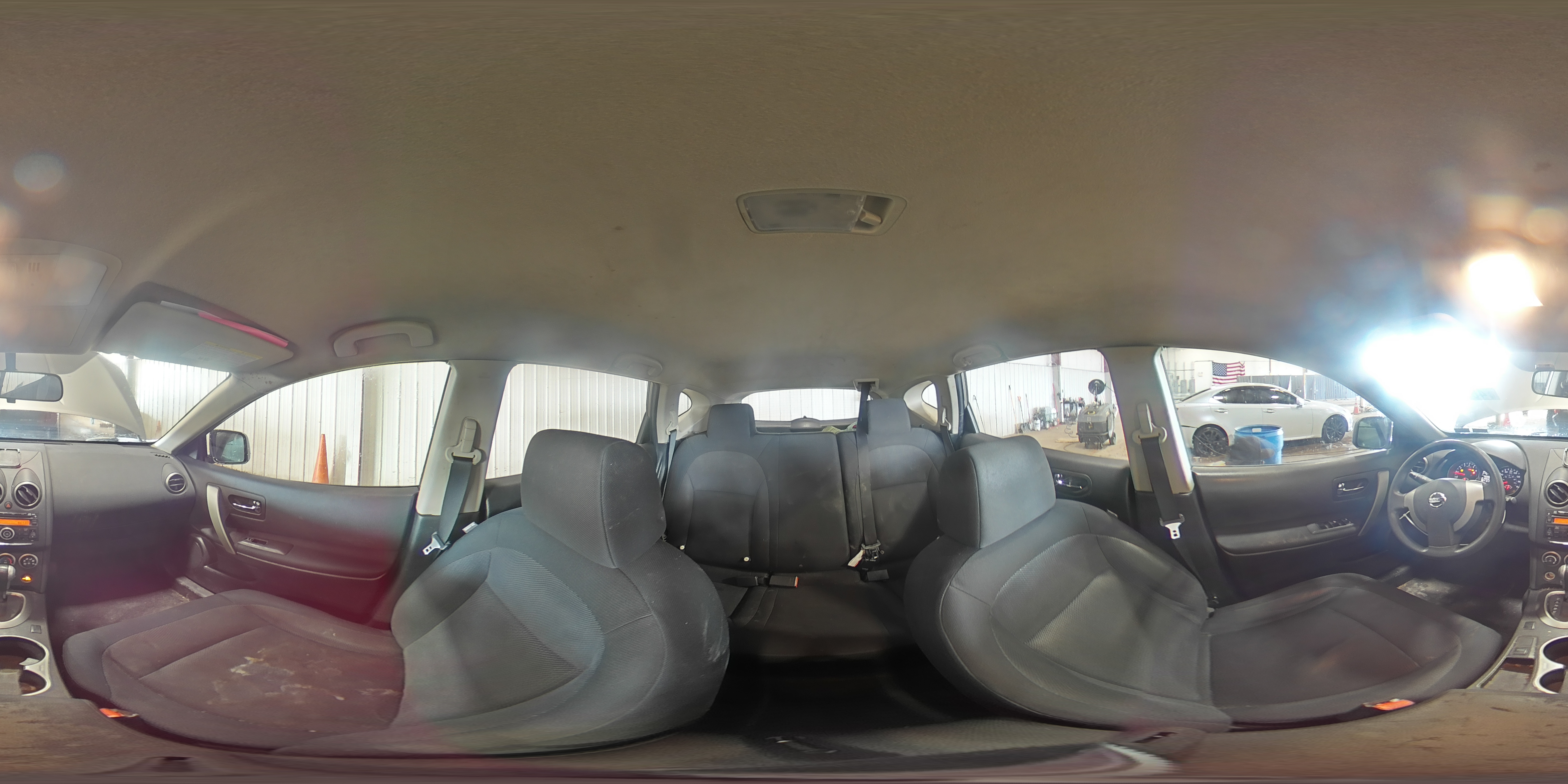 2014 Nissan Rogue - Image 16
