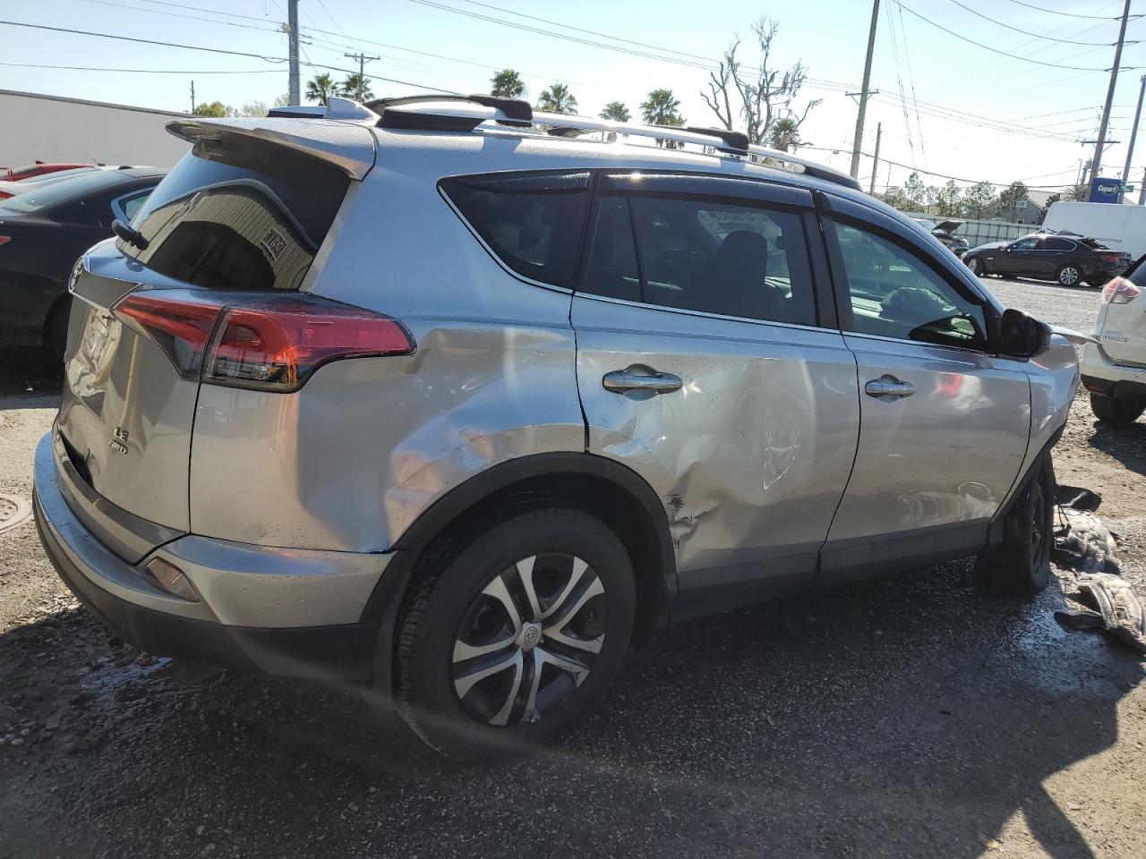 2016 Toyota RAV 4 - Image 3