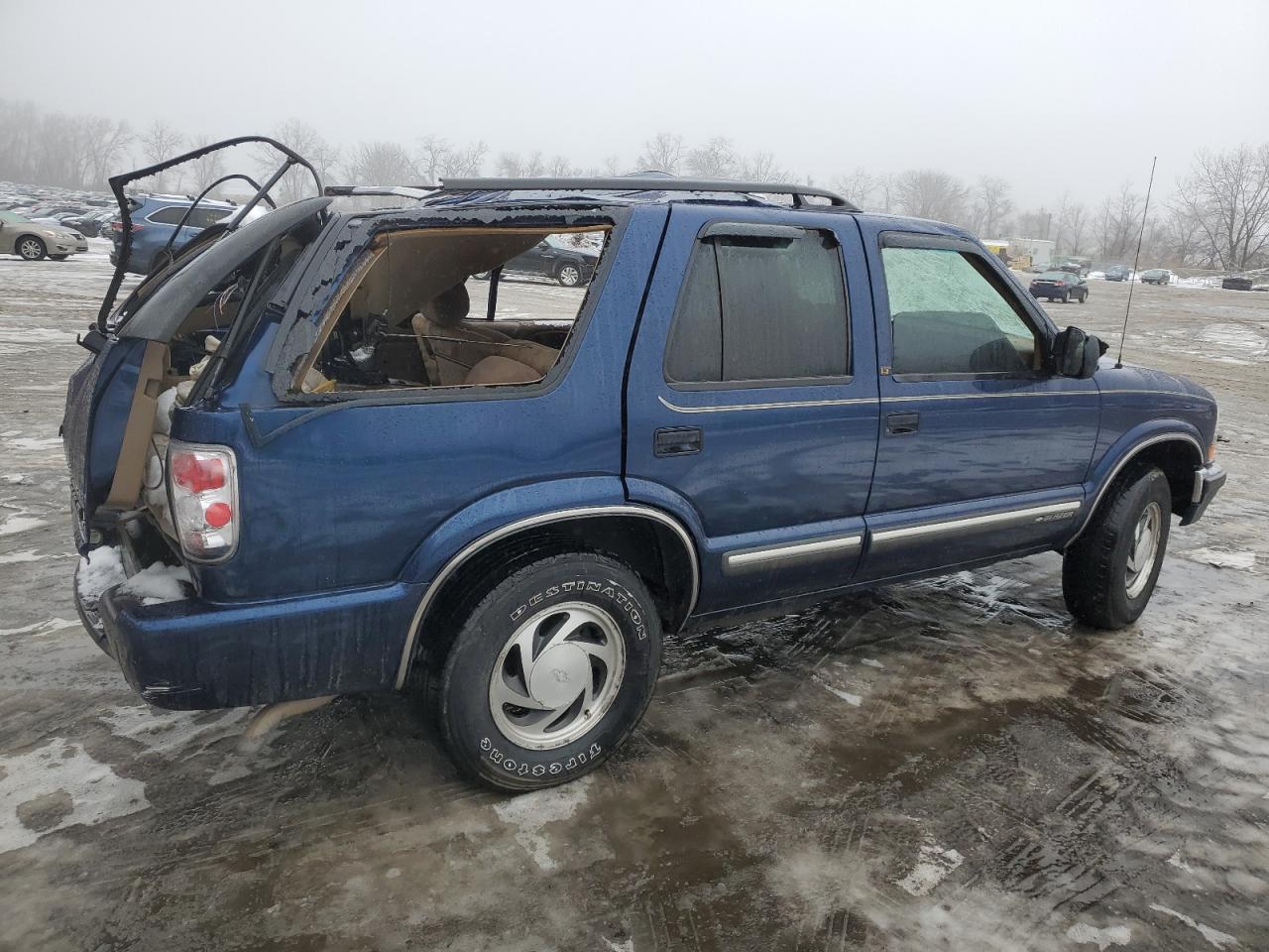 2001 Chevrolet Blazer - Image 3