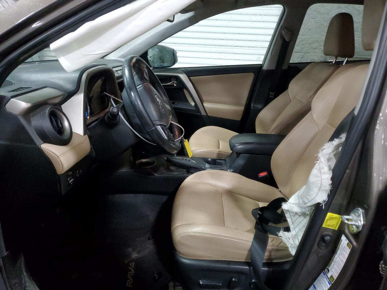2015 Toyota RAV 4 - Image 7