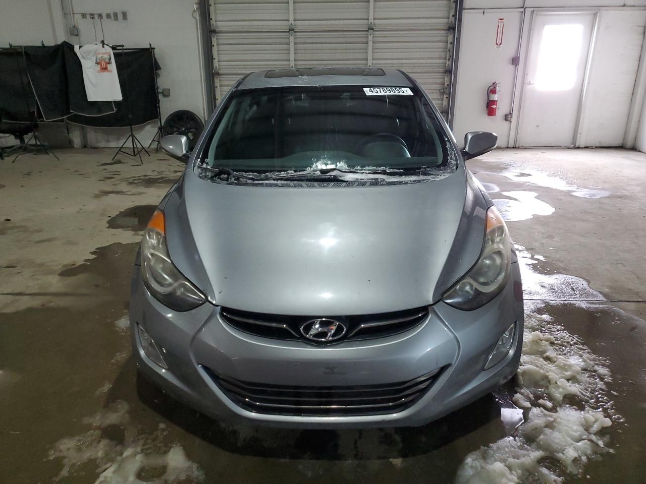 2012 Hyundai Elantra - Image 5