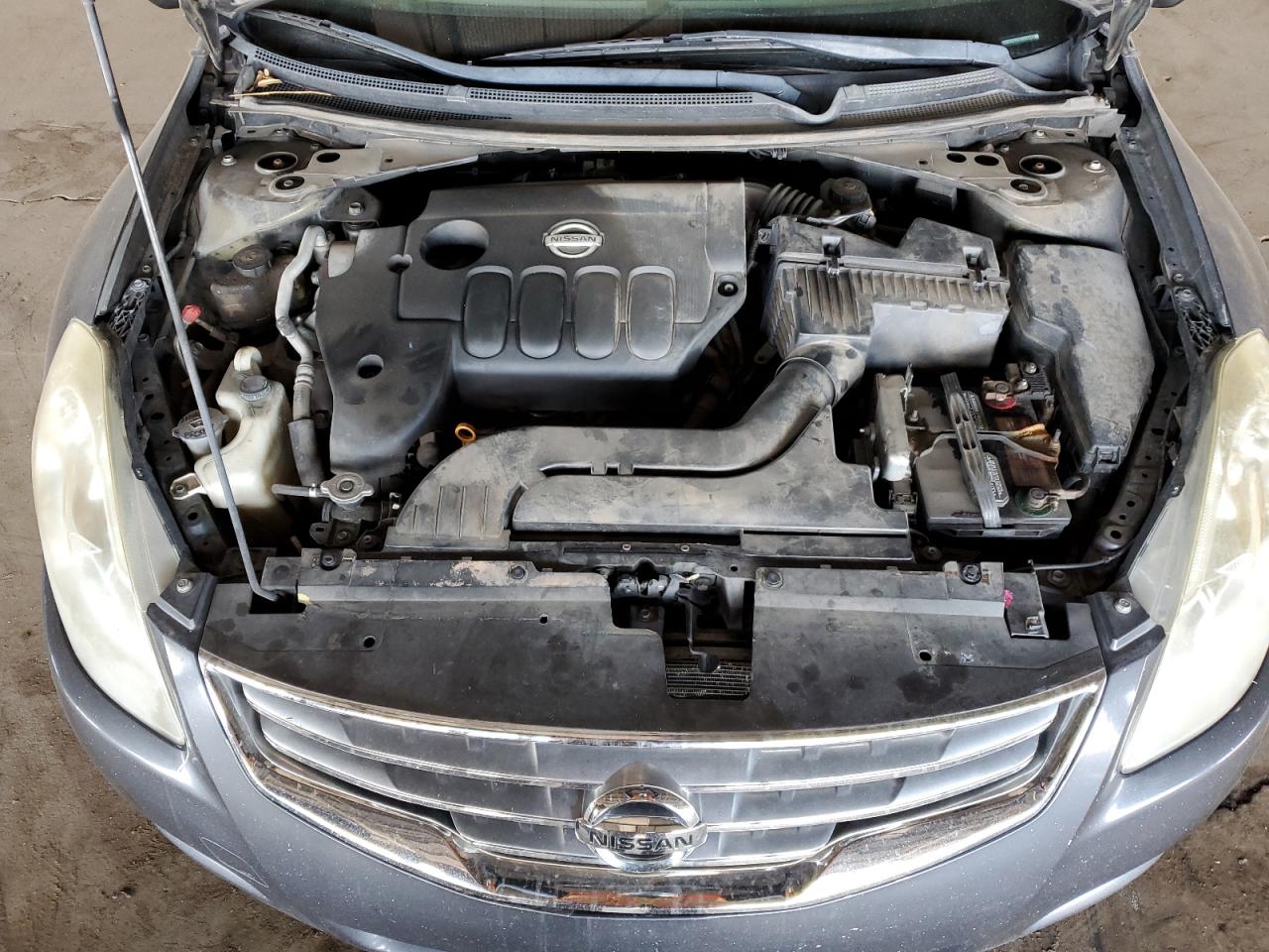 2012 Nissan Altima - Image 11