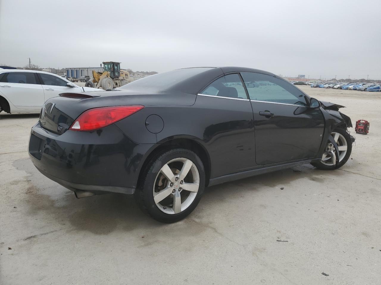 2007 Pontiac G6 - Image 3