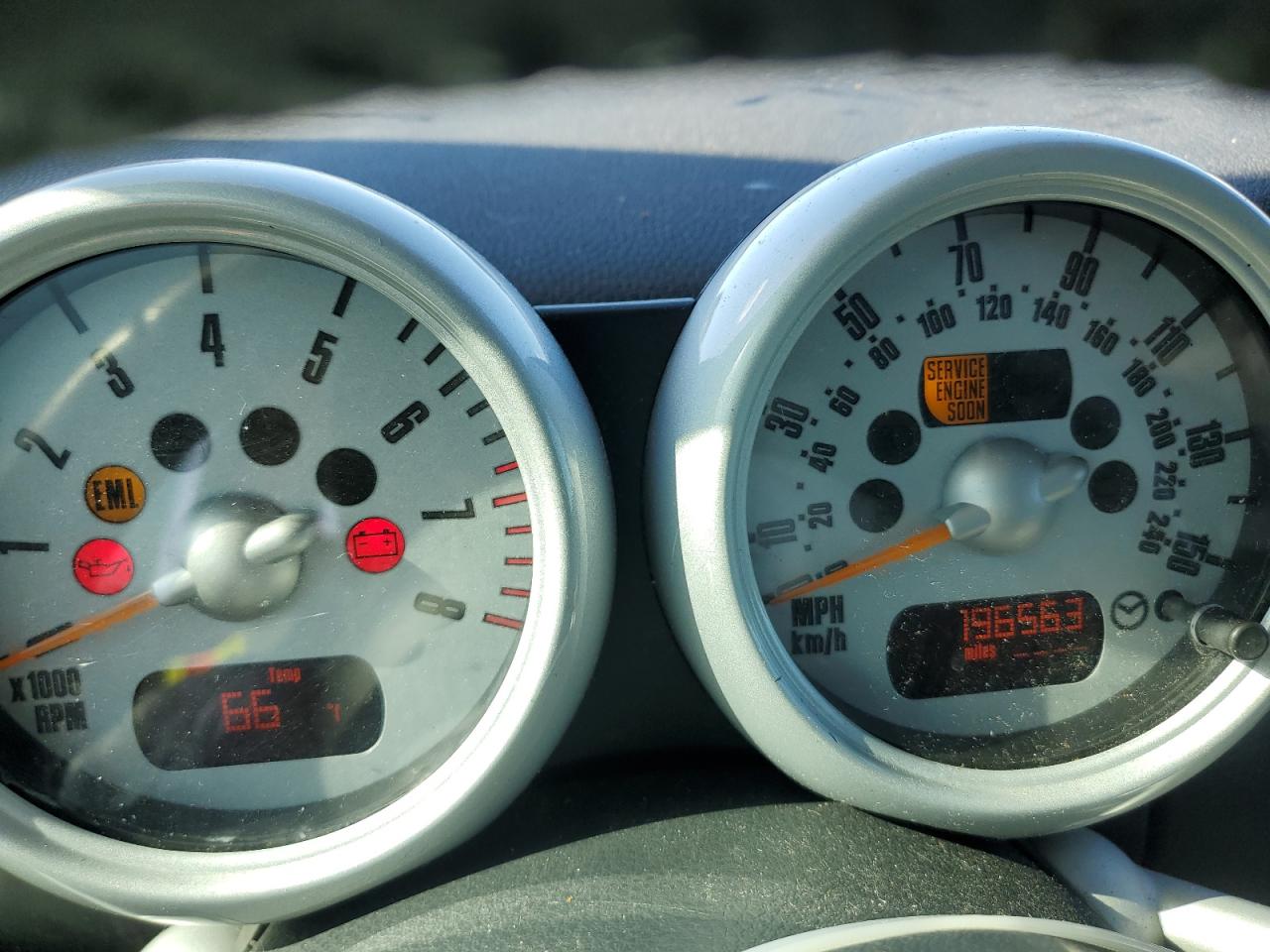2005 MINI Cooper - Image 9