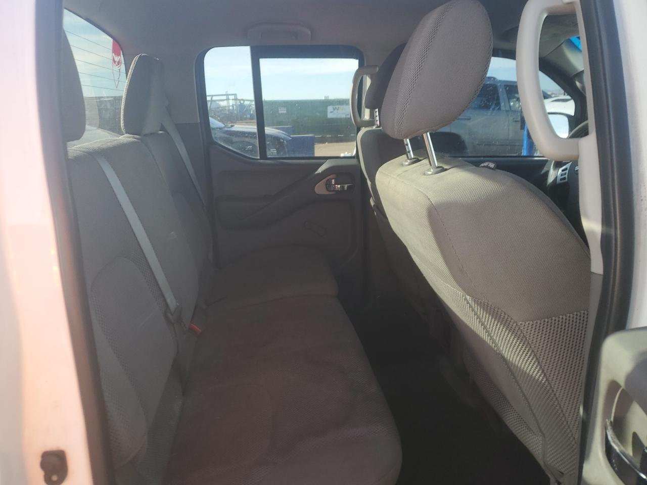 2016 Nissan Navara (Frontier) - Image 10