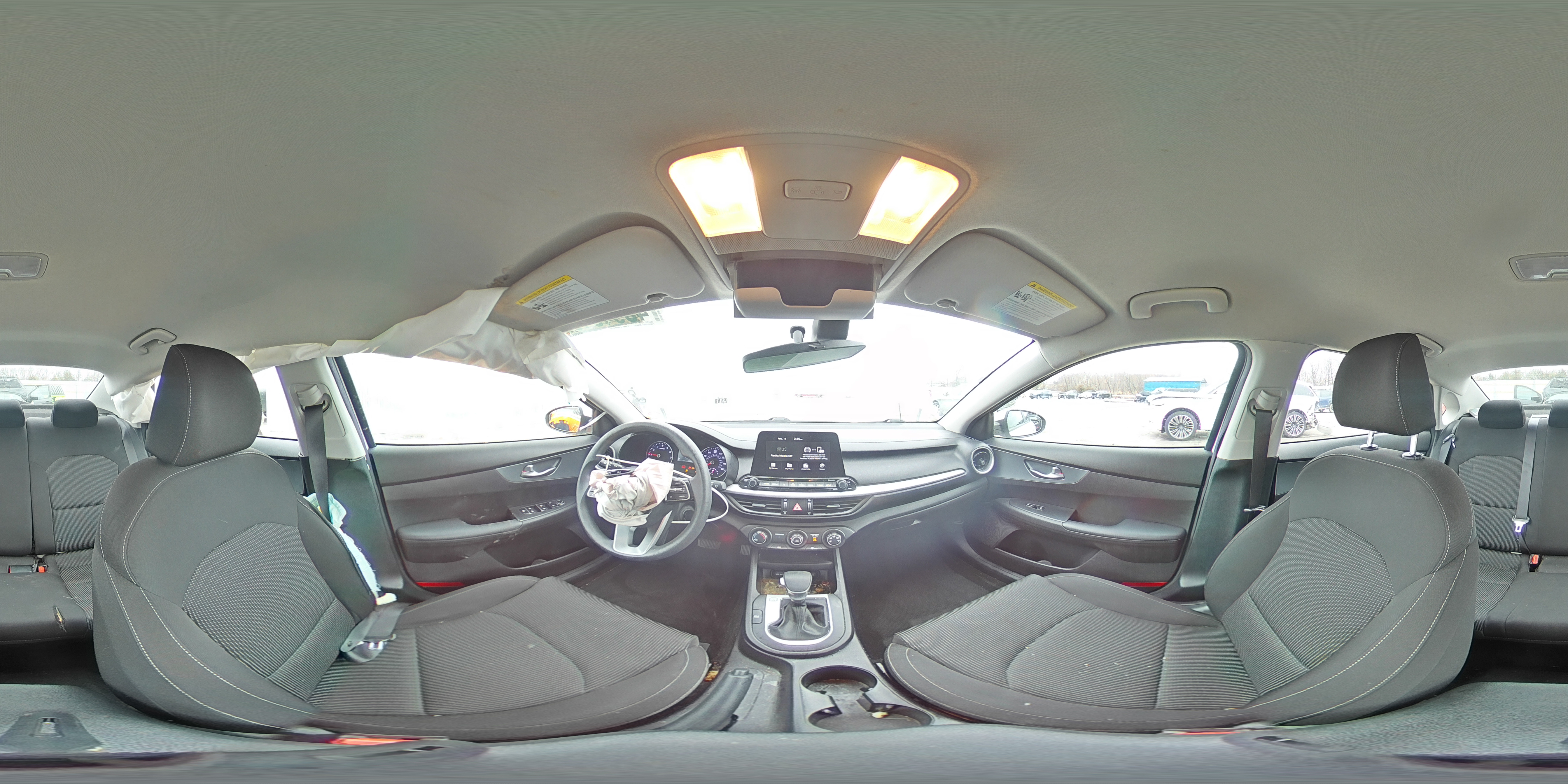 2021 Kia Forte - Image 13