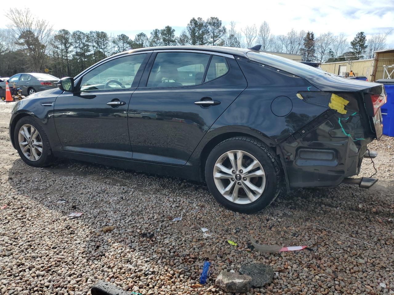 2011 Kia Optima - Image 2