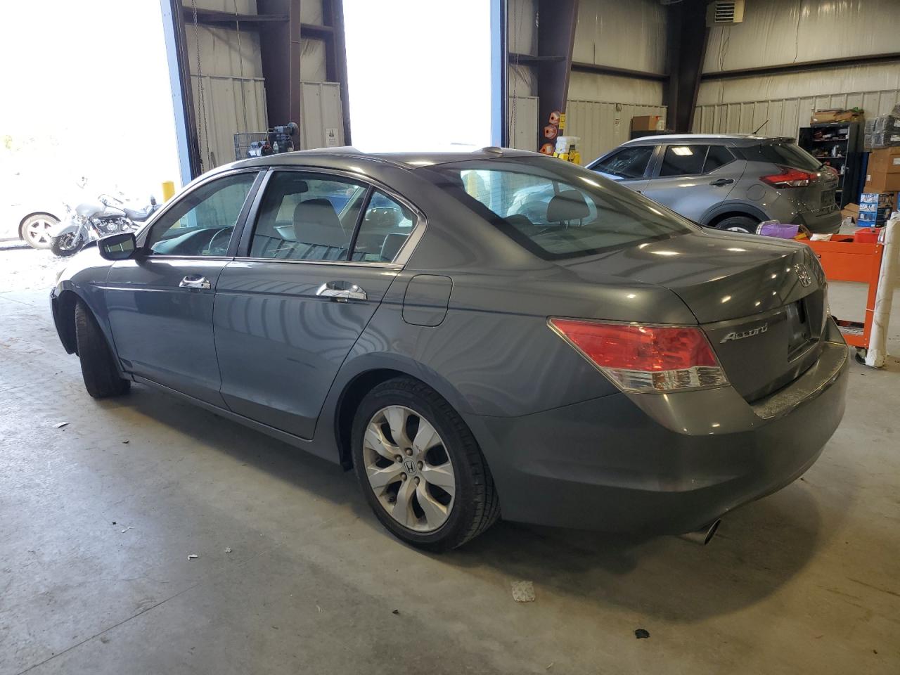 2009 Honda Accord - Image 2