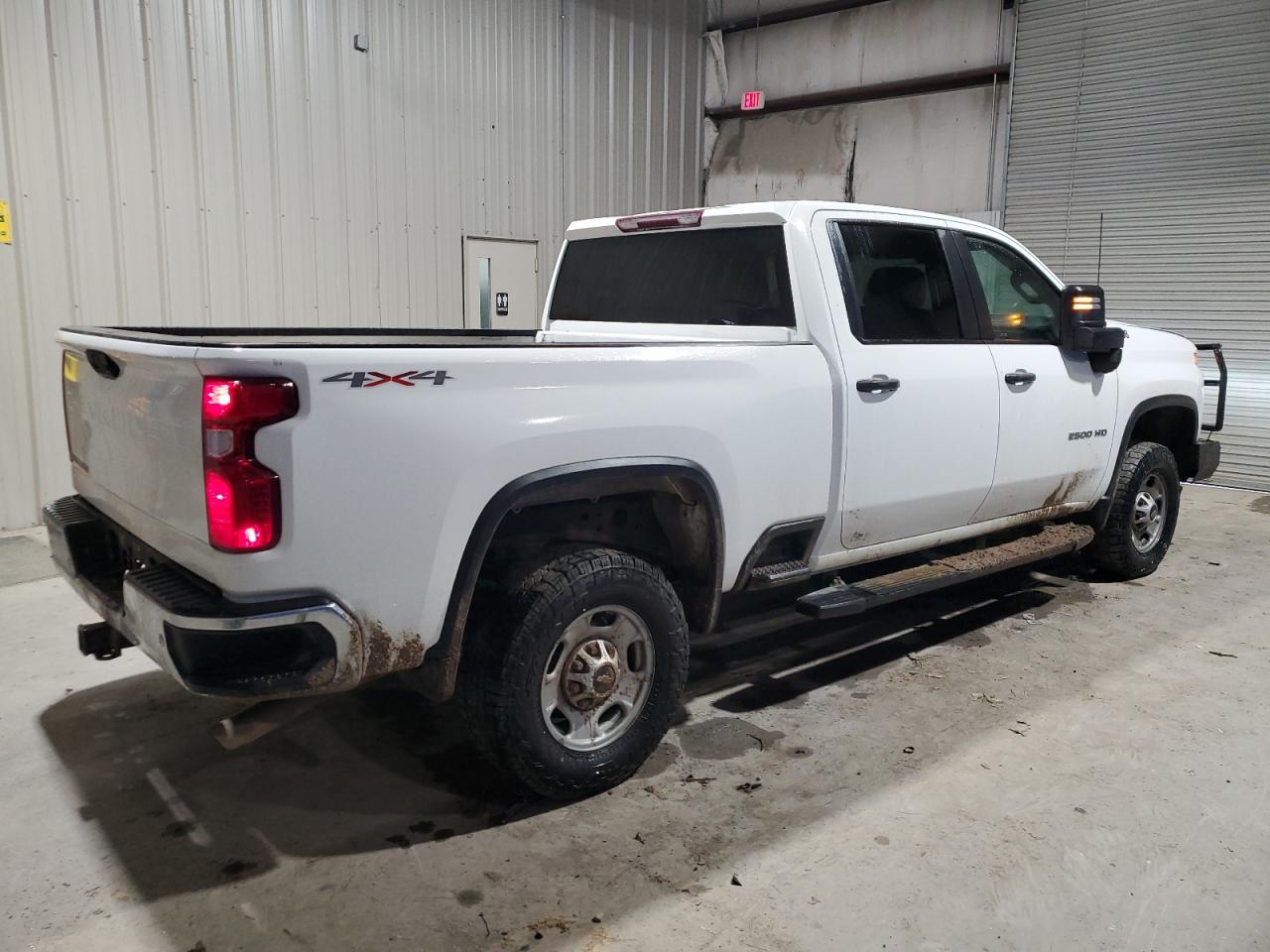 2021 Chevrolet Silverado - Image 3