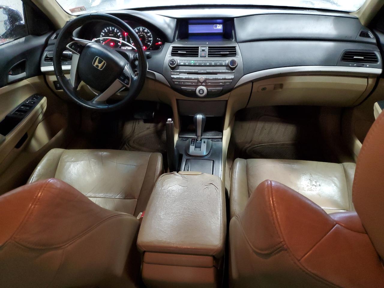 2011 Honda Accord - Image 8