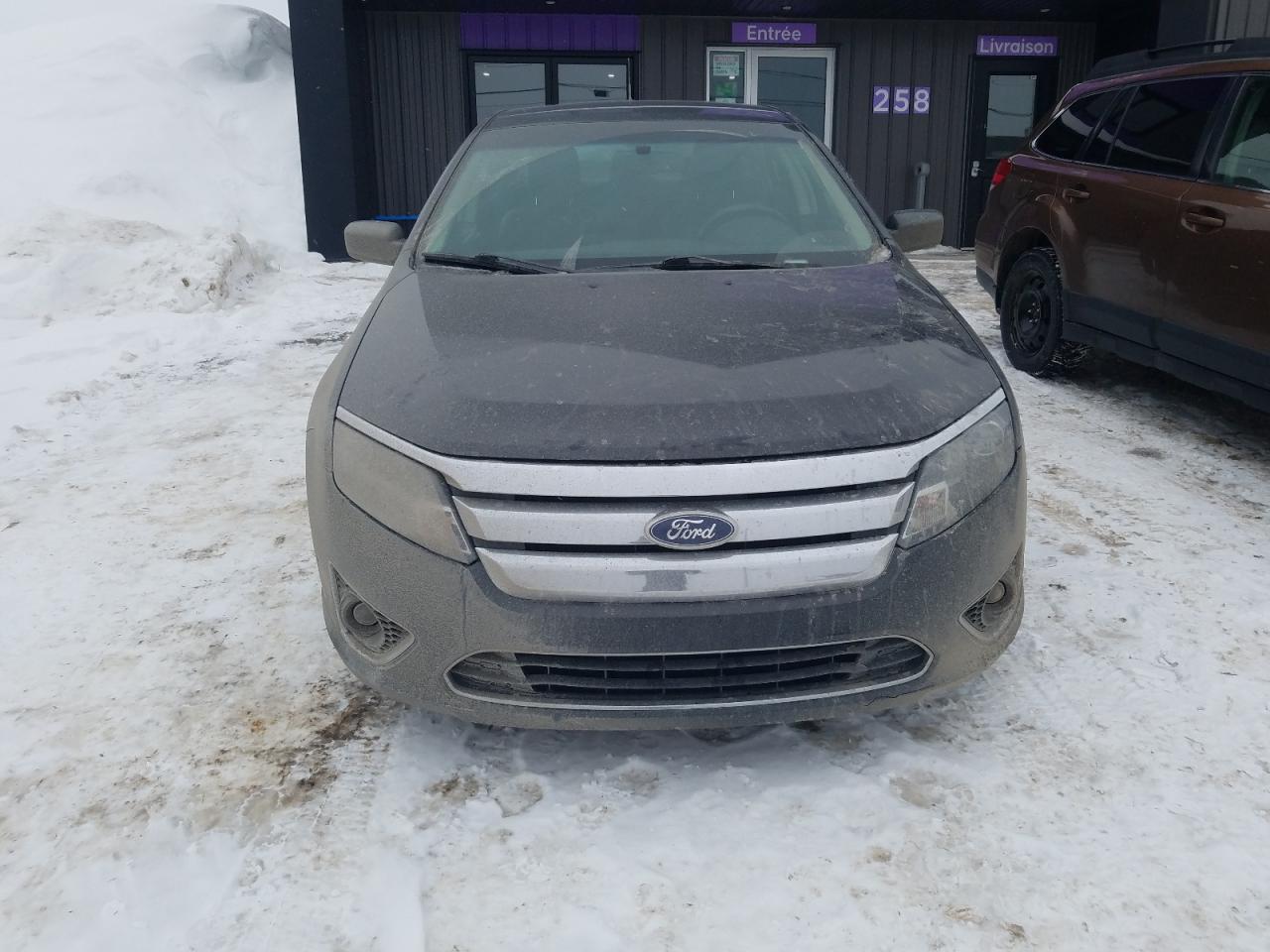 2010 Ford Fusion - Image 5