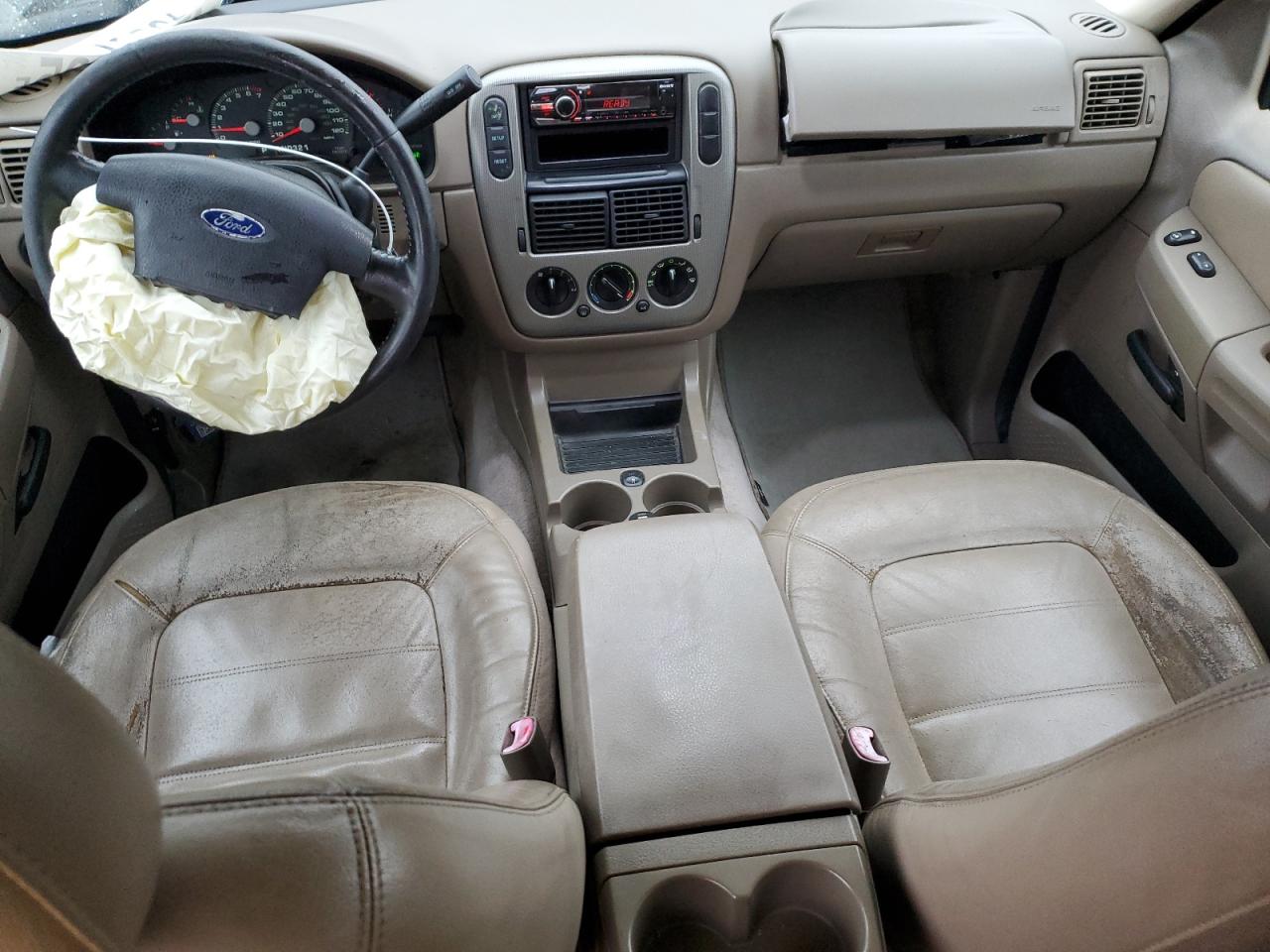 2005 Ford Explorer - Image 8