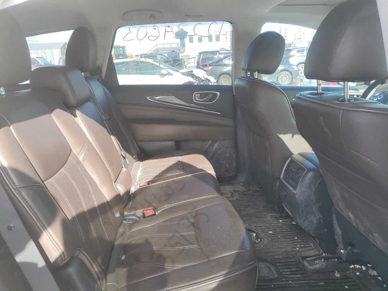 2015 Infiniti QX60 - Image 10