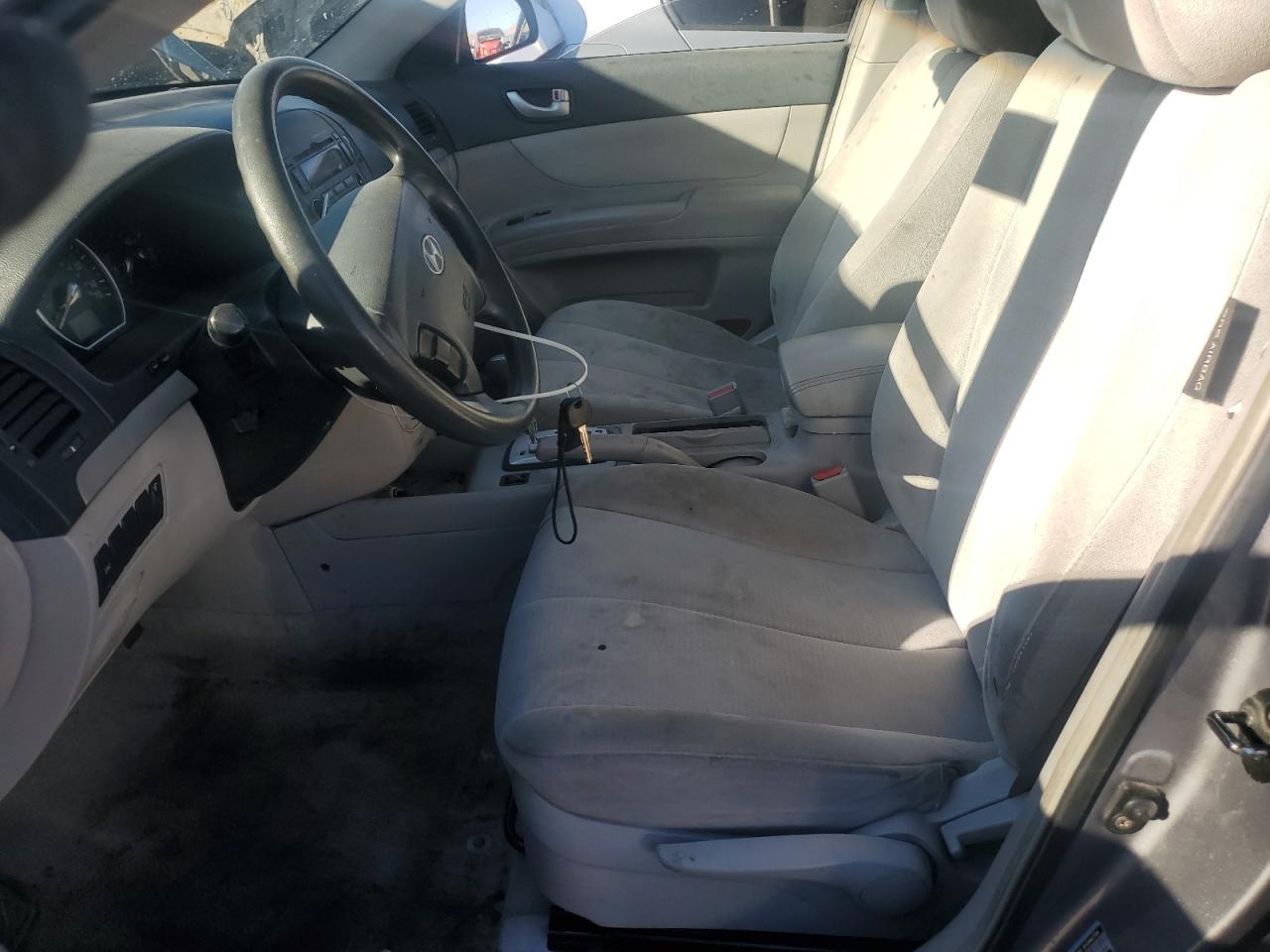 2008 Hyundai Sonata - Image 7