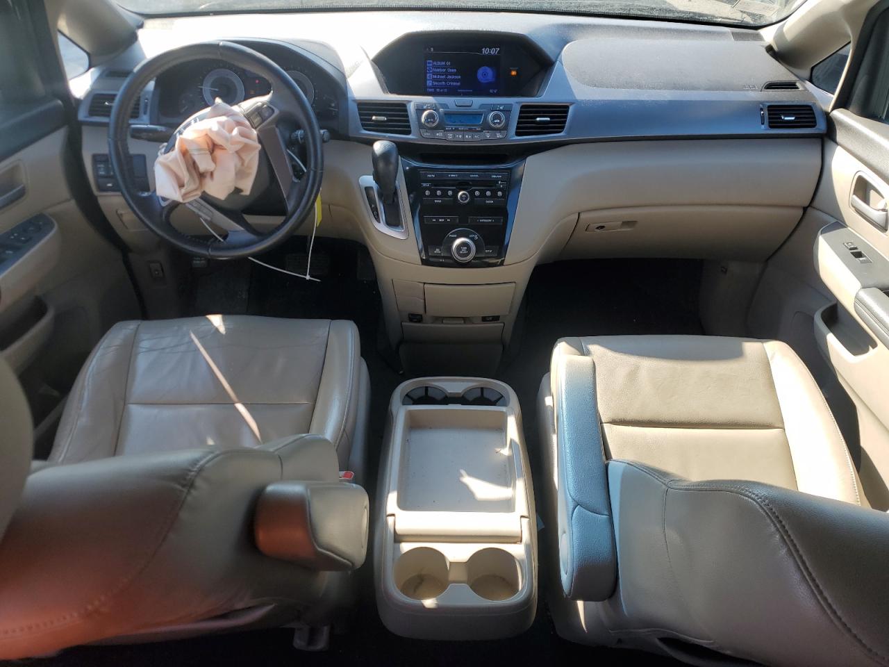2012 Honda Odyssey - Image 8