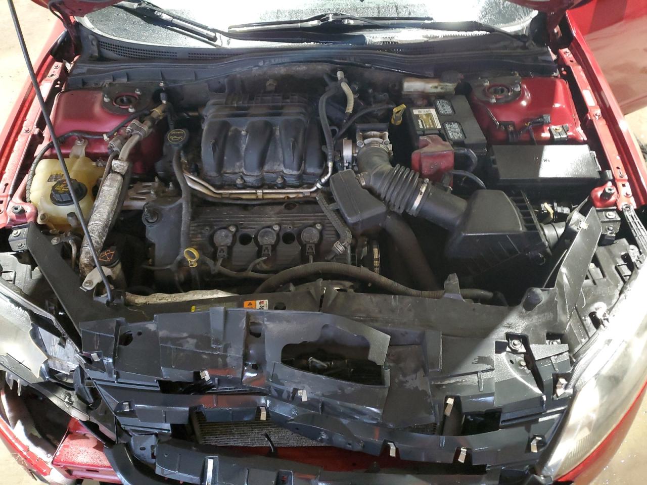 2010 Ford Fusion - Image 11