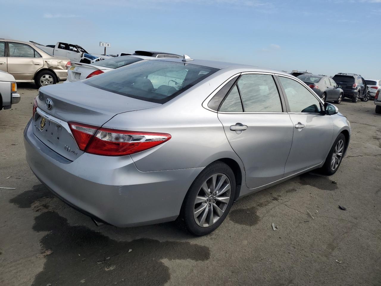 2015 Toyota Camry - Image 3
