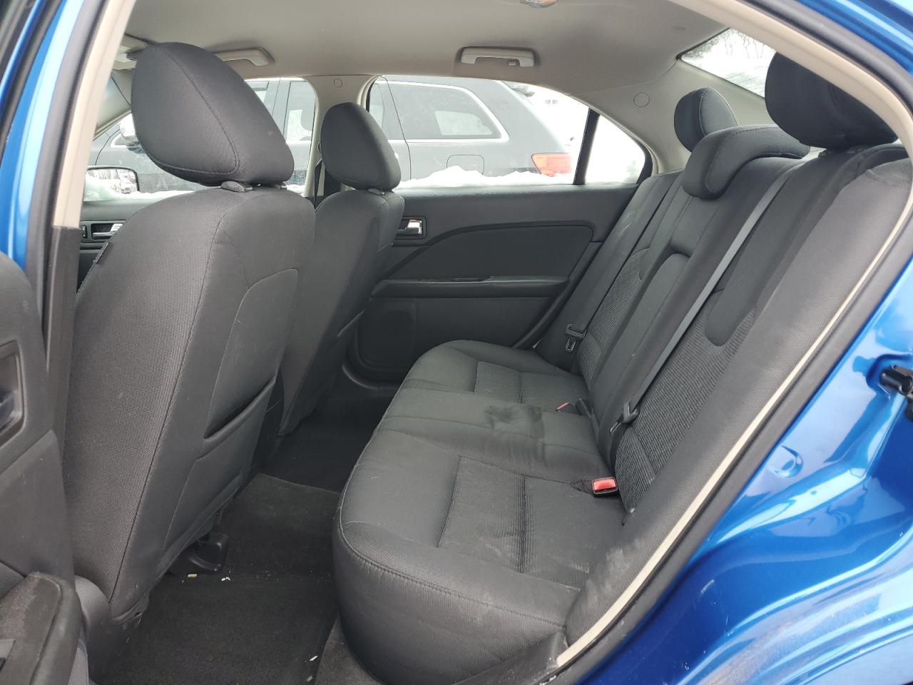 2012 Ford Fusion - Image 10