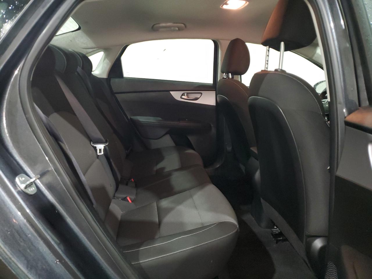 2023 Kia Forte - Image 10