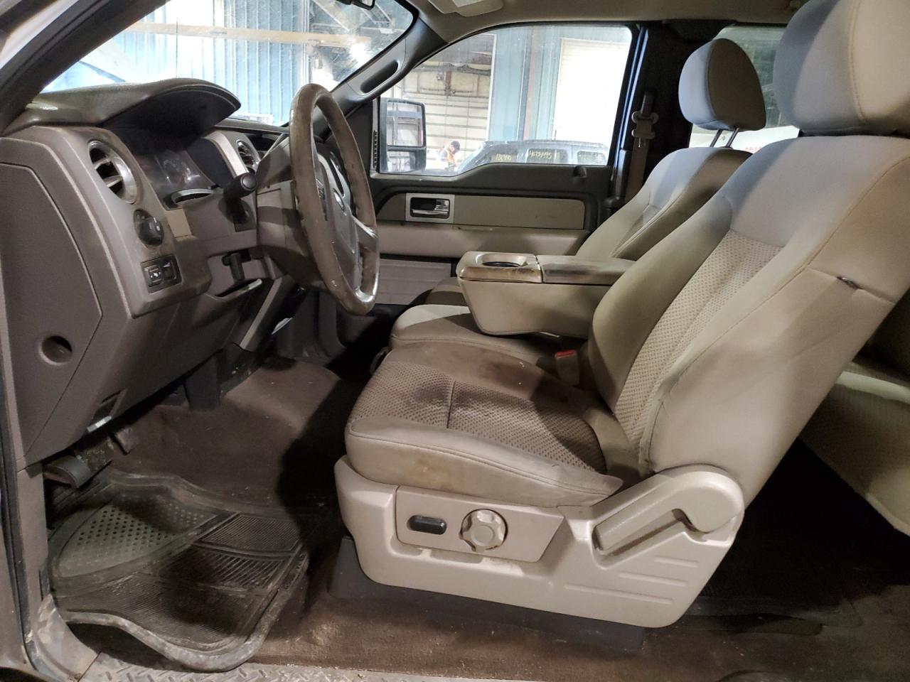 2010 Ford F-150 - Image 7