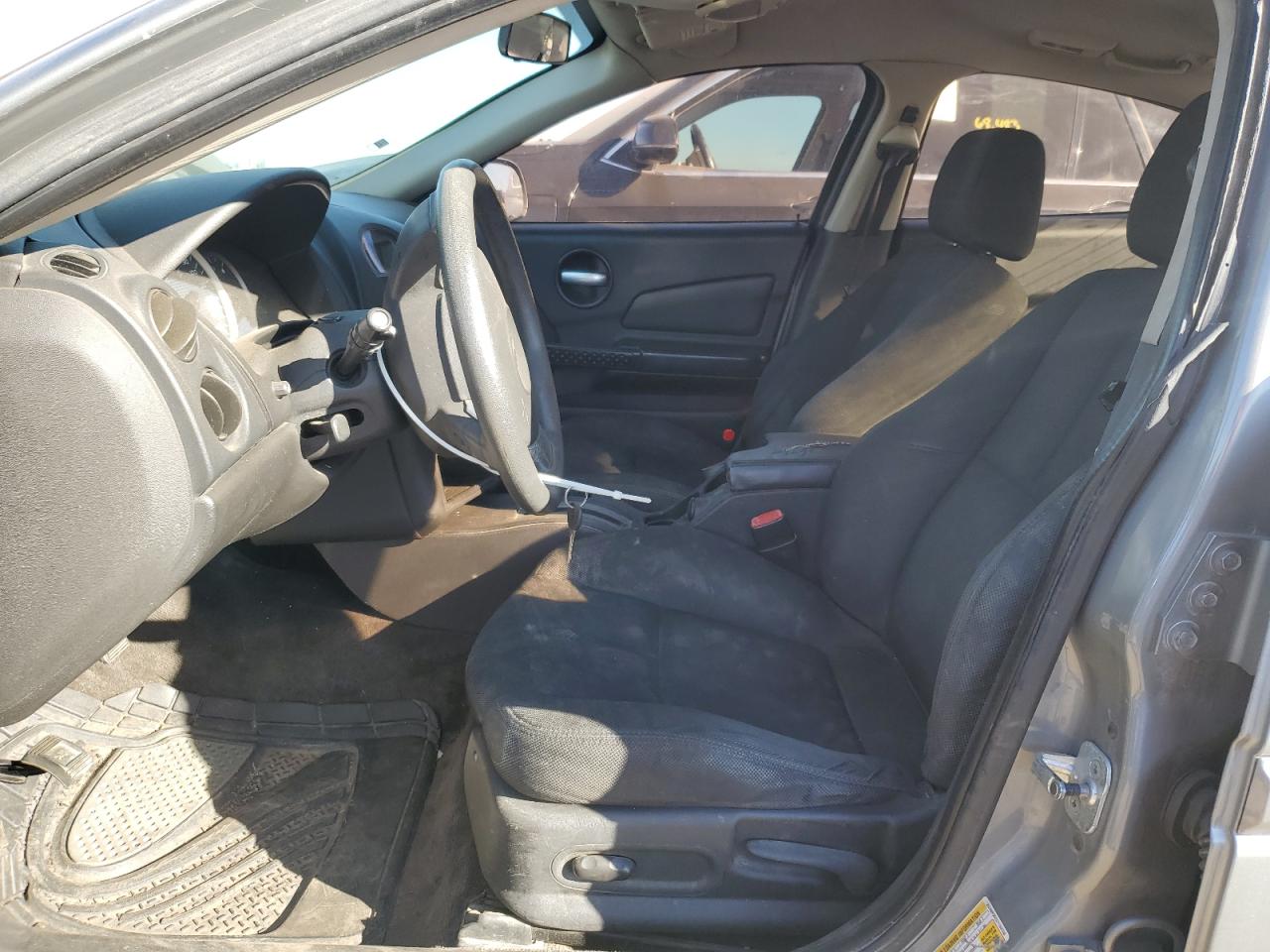 2007 Pontiac Grand Prix - Image 7