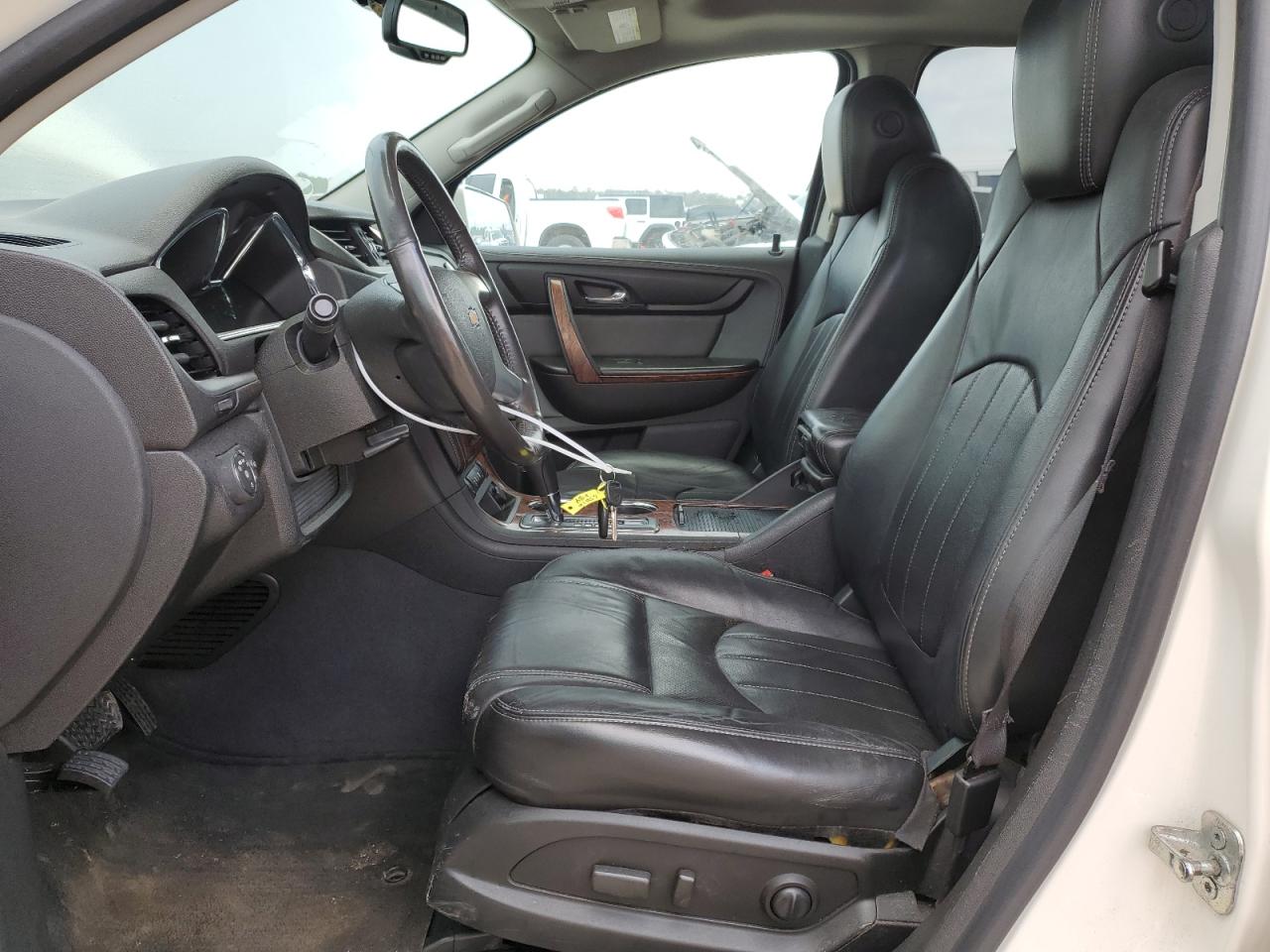 2013 Chevrolet Traverse - Image 7