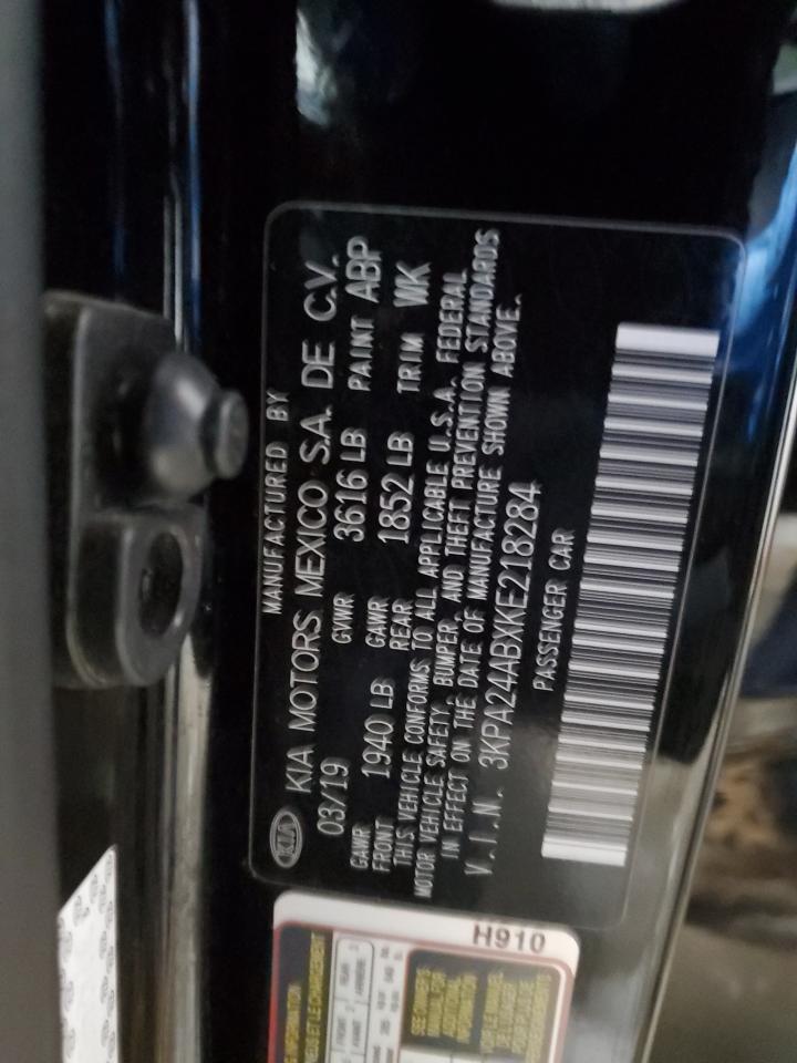 2019 Kia Rio - Image 13