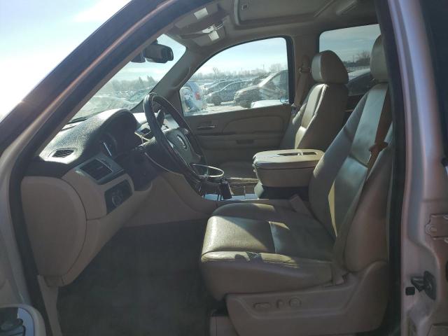 2009 CADILLAC ESCALADE LUXURY