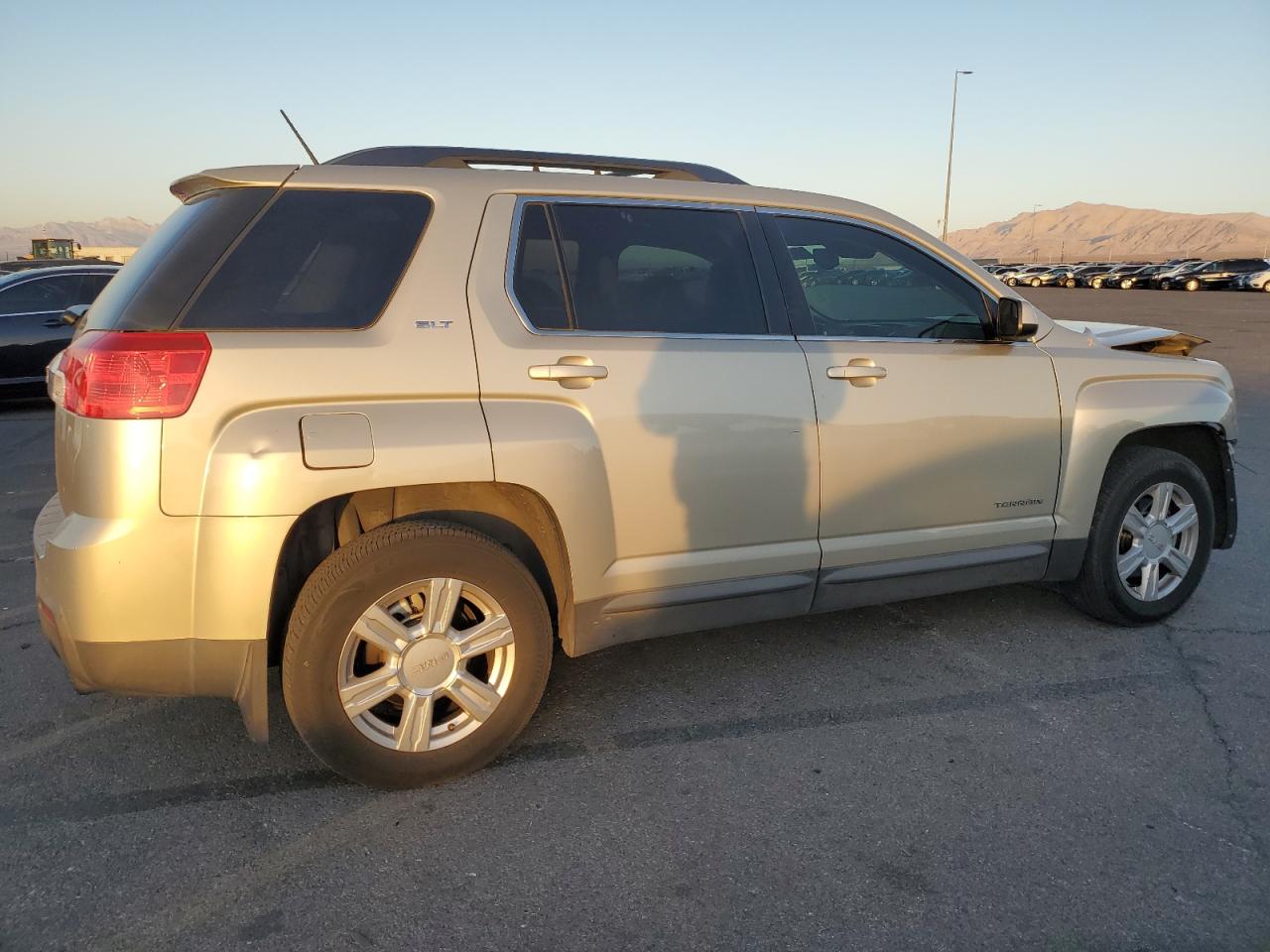 2014 GMC Terrain - Image 3