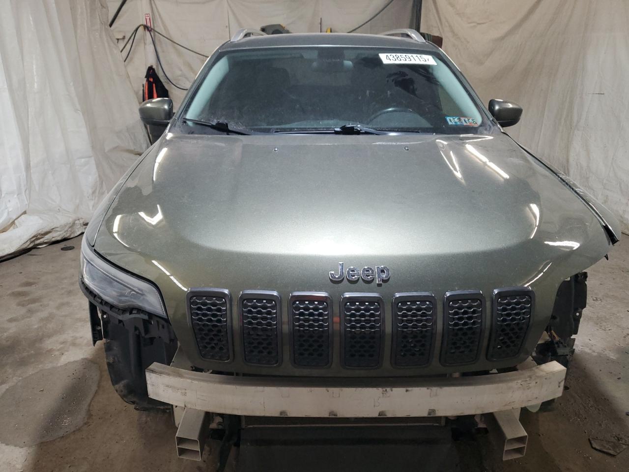 2019 Jeep Grand Cherokee - Image 5