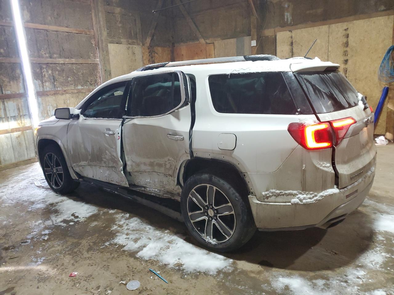 2017 GMC Acadia - Image 2
