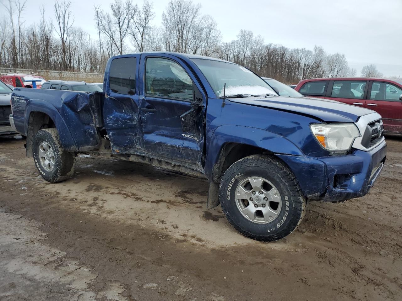 2014 Toyota Tacoma - Image 4
