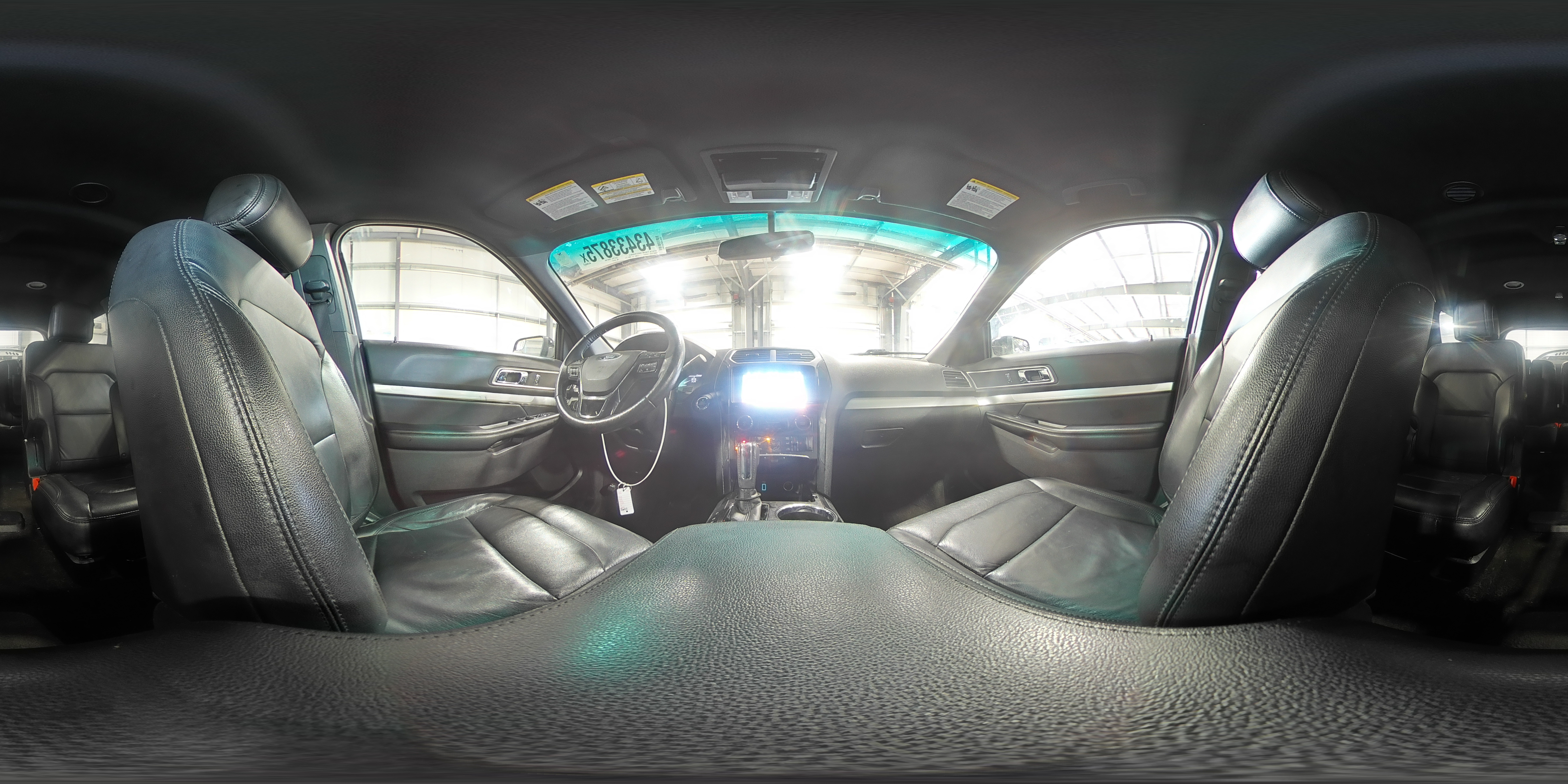 2017 Ford Explorer - Image 16