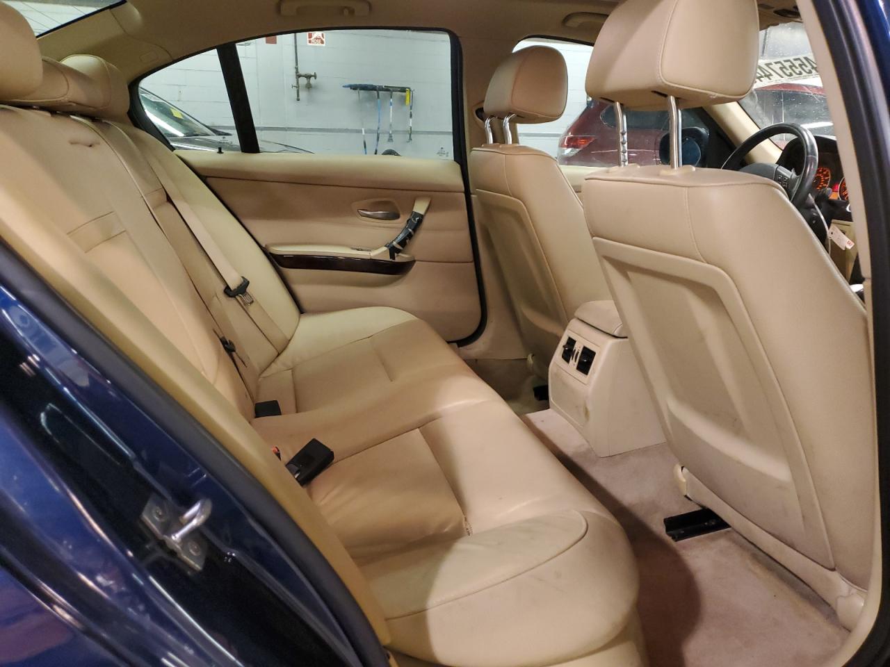 2011 BMW 3er - Image 11