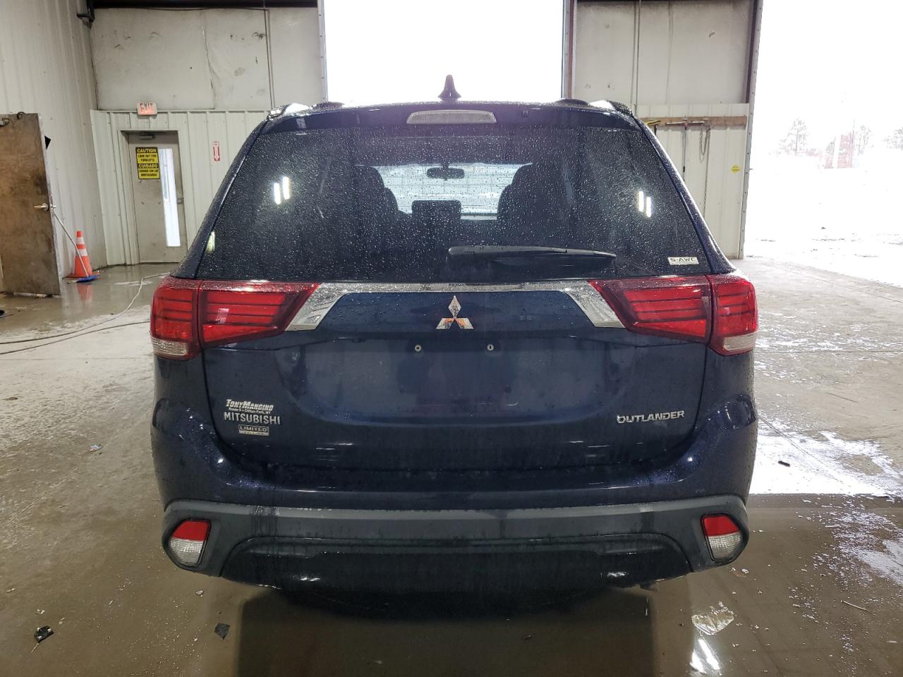 2019 Mitsubishi Outlander - Image 6